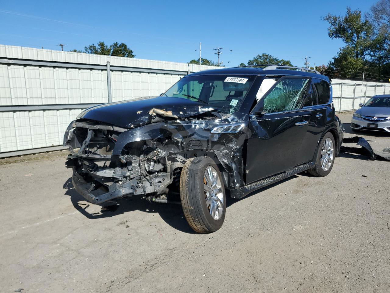 Infiniti QX80 5.6L  8 2014