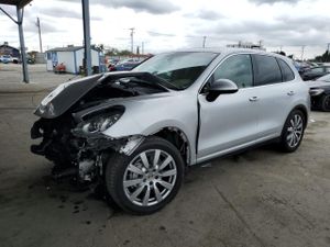 Porsche Cayenne S 4.8L 8 2012