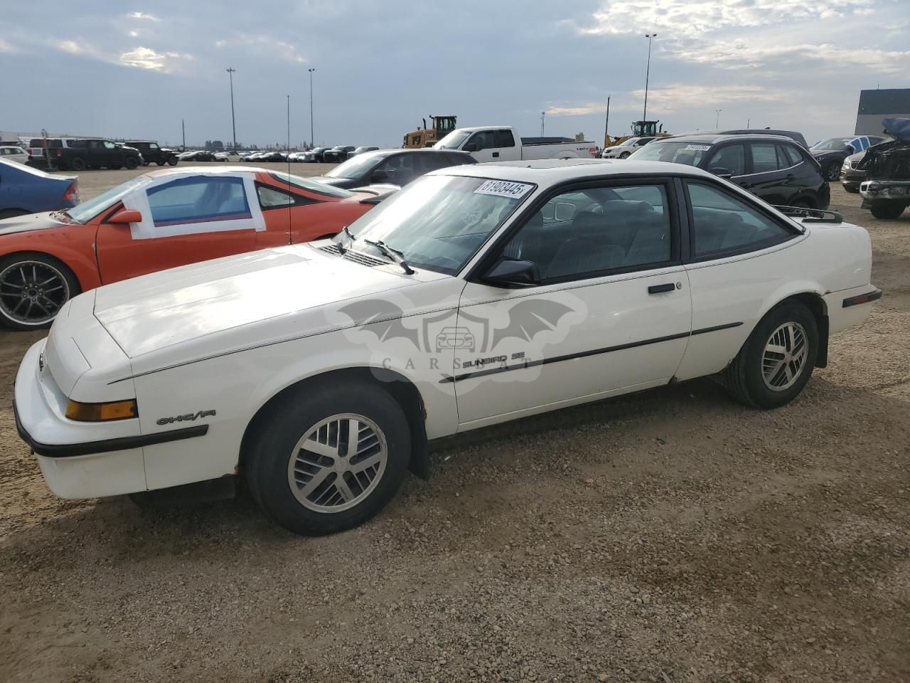 Pontiac Sunbird SE 2.0L 4 1988