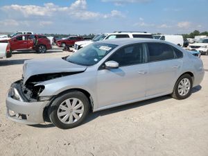 Volkswagen Passat S 2.5L 5 2013