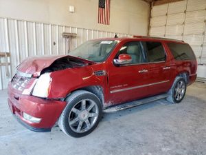 Cadillac Escalade ESV LUXURY 6.2L 8 2013