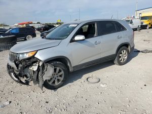 Kia Sorento LX 2.4L 4 2013