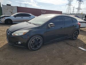 Ford Focus SE 2.0L 4 2014