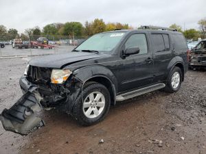 Nissan Pathfinder S 4.0L 6 2012