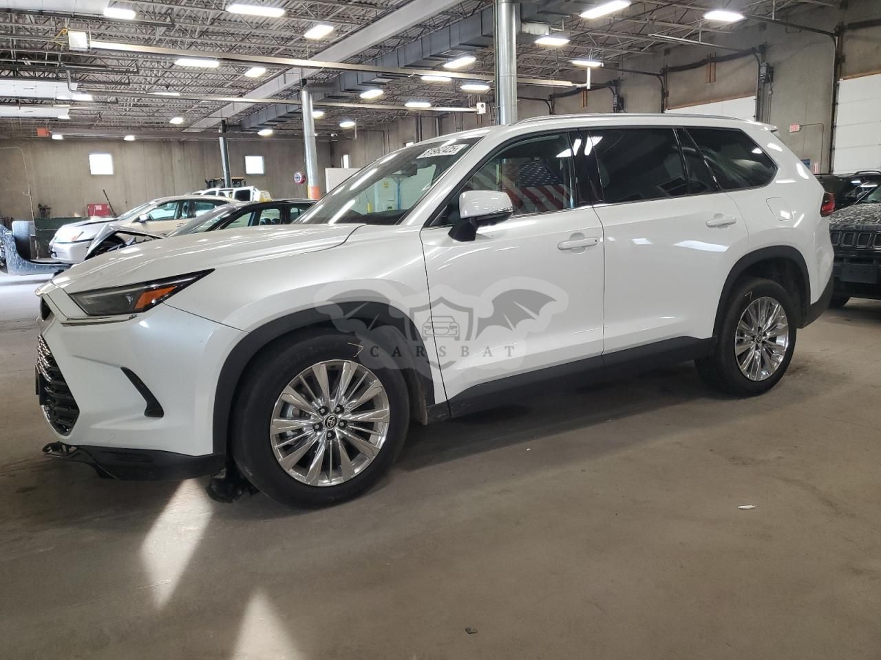 Toyota Grand Highlander XLE 2.4L 4 2024