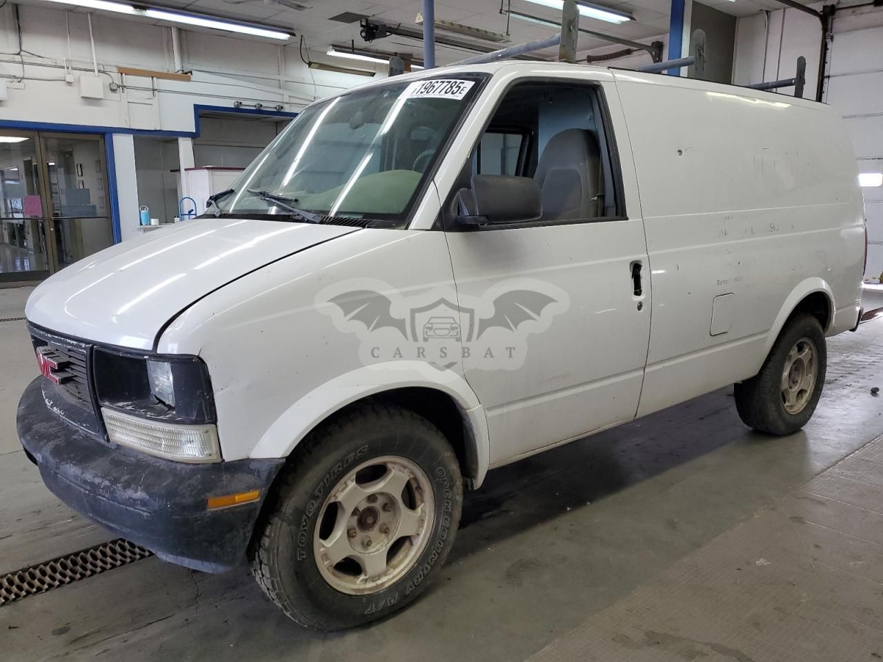 GMC Safari XT 4.3L 6 2005