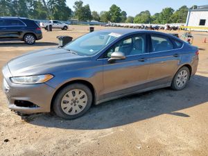 Ford Fusion S 2.5L 4 2014