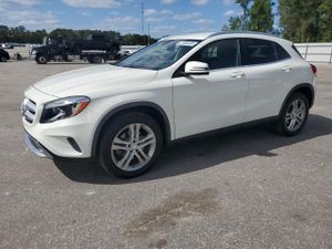 Mercedes-Benz GLA 250 4MATIC 2.0L 4 2015