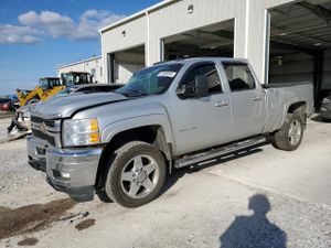 Chevrolet Silverado 1500 K2500 HEAVY DUTY LTZ 6.6L 8 2013