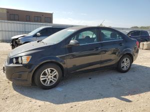 Chevrolet Aveo (Sonic) LT 1.8L 4 2015