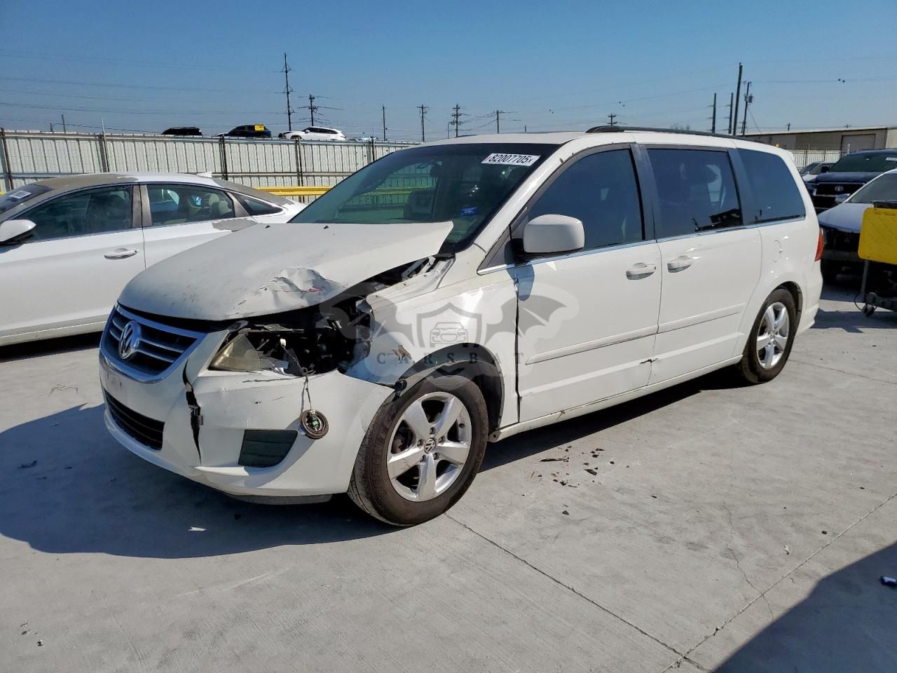Volkswagen Routan SE 3.8L 6 2009