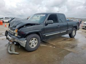 Chevrolet Silverado 1500 C1500 4.8L 8 2003