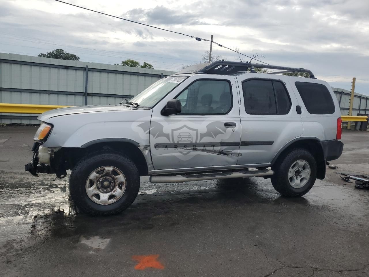 Nissan Xterra XE 3.3L 6 2000
