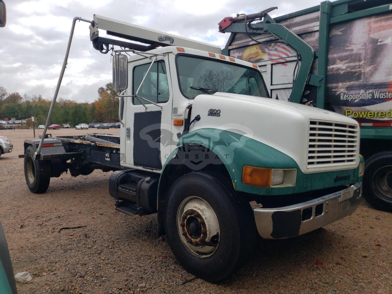International 4700 / 4900 4900 7.6L 6 2001