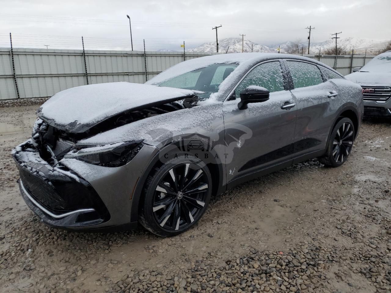 Toyota Crown PLATINUM 2.4L 4 2024