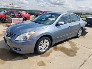 Nissan Altima BASE 2.5L 4 2012