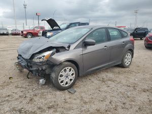 Ford Focus SE 2.0L 4 2012