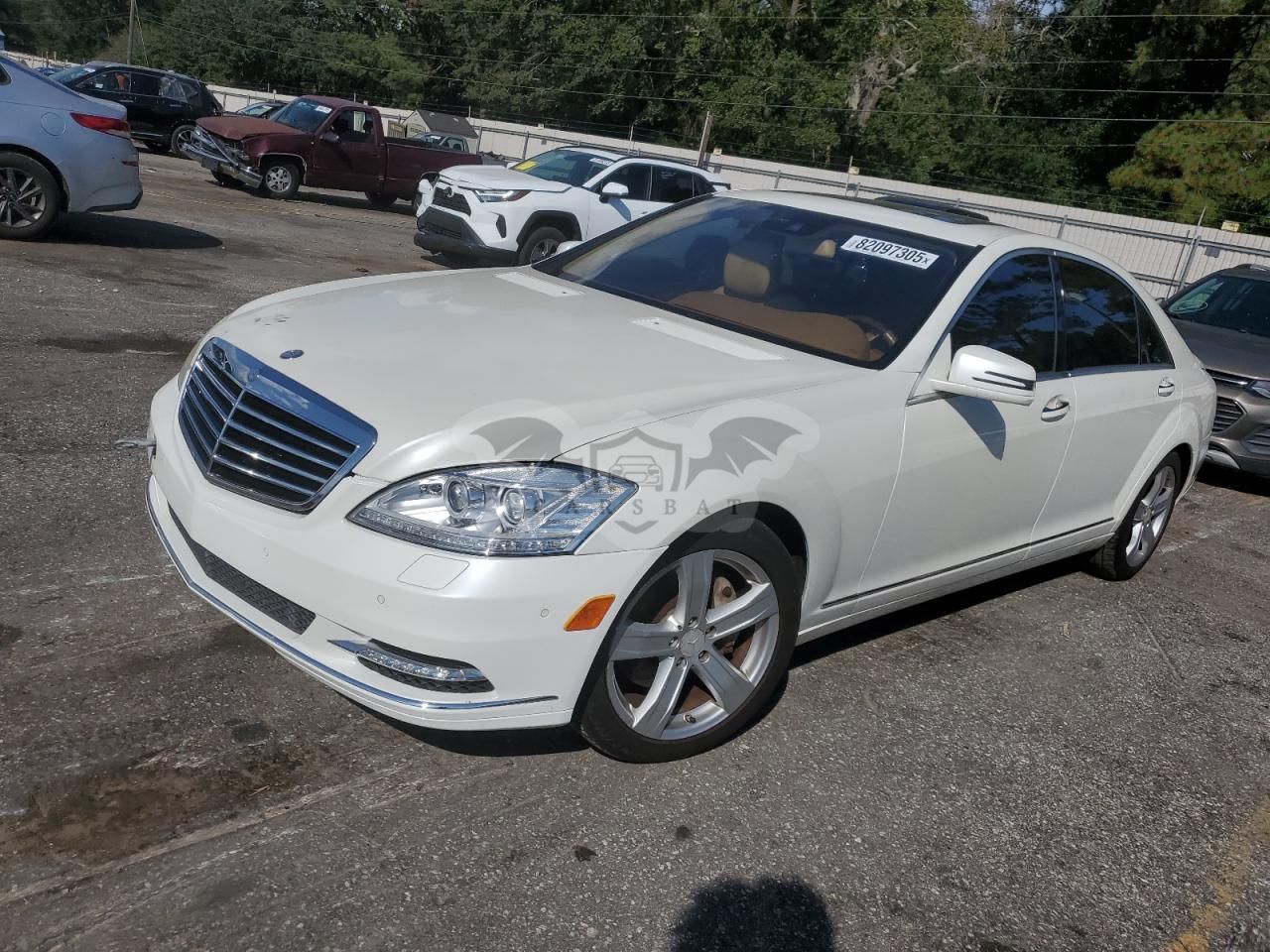 Mercedes-Benz S 550 5.5L 8 2011
