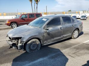 Volkswagen Jetta BASE 2.0L 4 2012