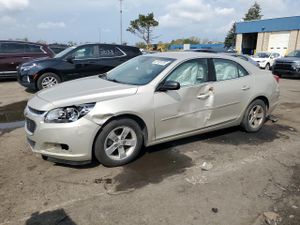 Chevrolet Malibu LS 2.5L 4 2015