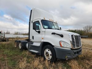 Freightliner Cascadia 12.8L 6 2015