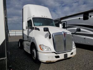 Kenworth T-series T680 15.0L 6 2015