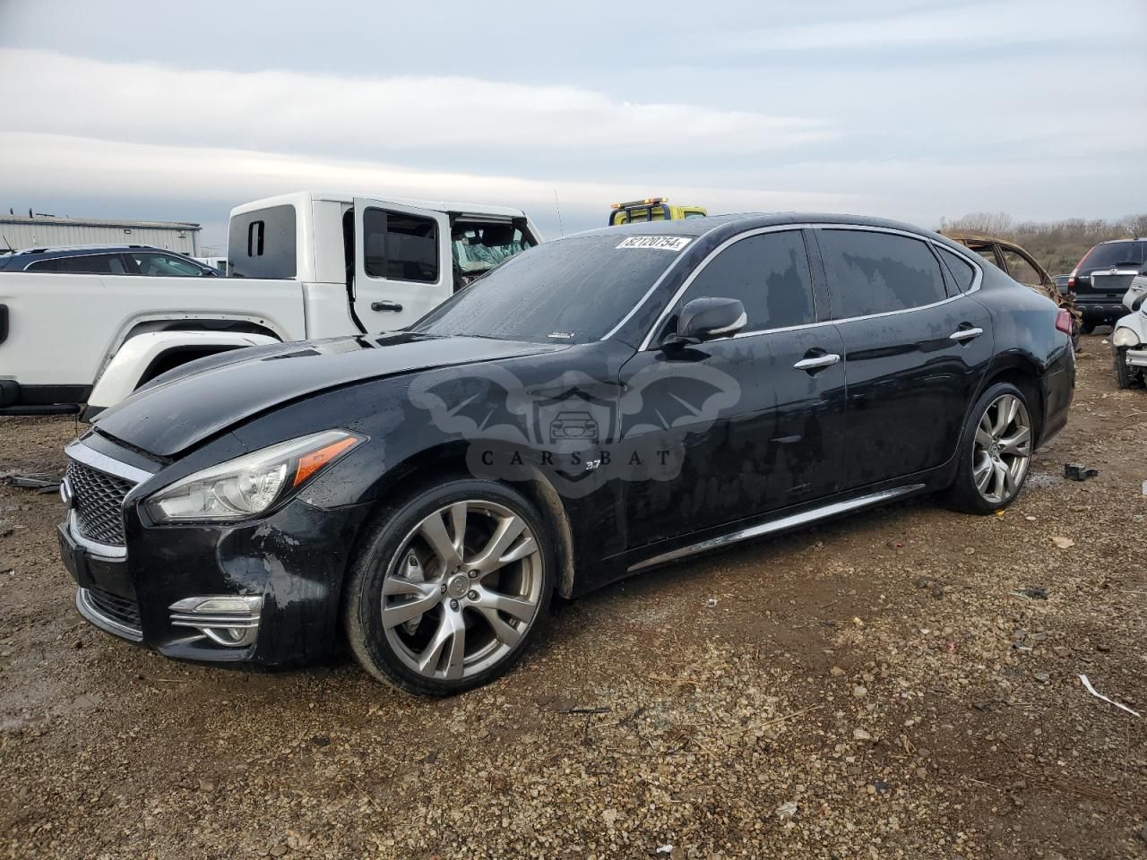 Infiniti Q70 3.7 LUXE 3.7L 6 2018