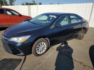 Toyota Camry LE 2.5L 4 2015
