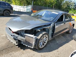 Tesla Model S 2012