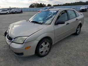Ford Focus ZX4 2.0L 4 2007