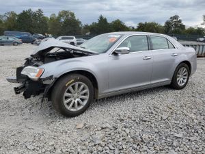 Chrysler 300C 5.7L 8 2013