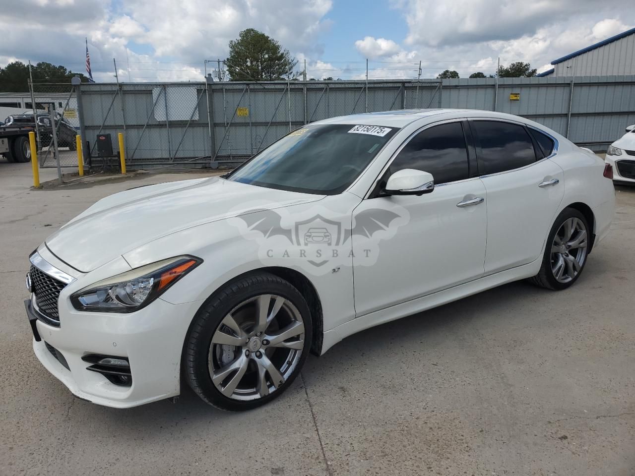Infiniti Q70 3.7 3.7L 6 2015