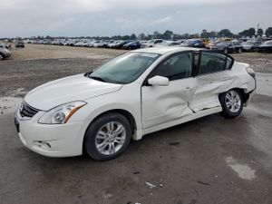 Nissan Altima BASE 2.5L 4 2012