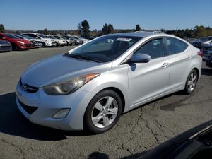 Hyundai Elantra GLS 1.8L 4 2012