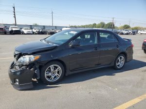 Toyota Corolla BASE 1.8L 4 2011