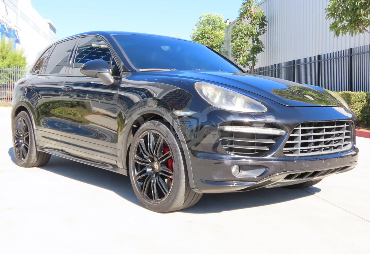 Porsche Cayenne GTS 4.8L 8 2013