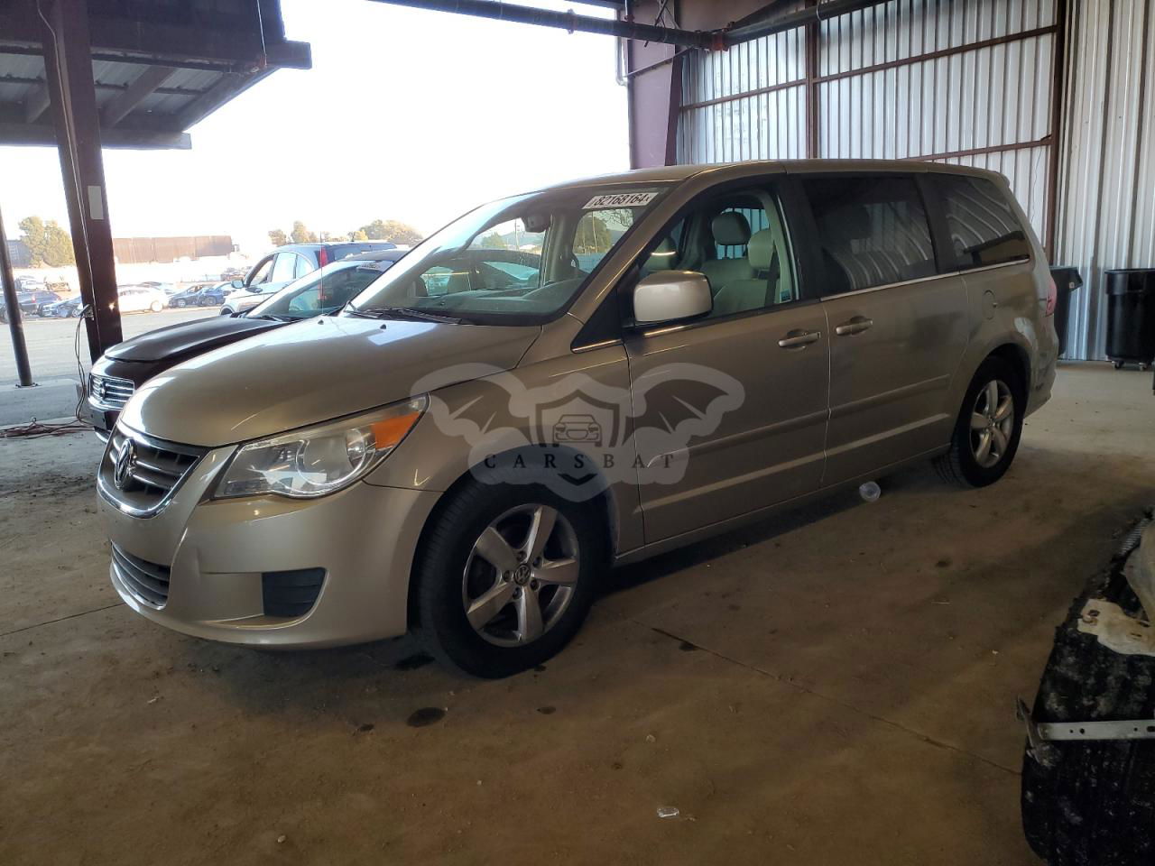 Volkswagen Routan 4.0L  6 2009