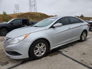 Hyundai Sonata GLS 2.4L 4 2014