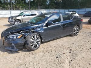 Nissan Altima SR 2.5L 4 2019