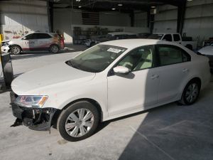 Volkswagen Jetta SE 1.8L 4 2014
