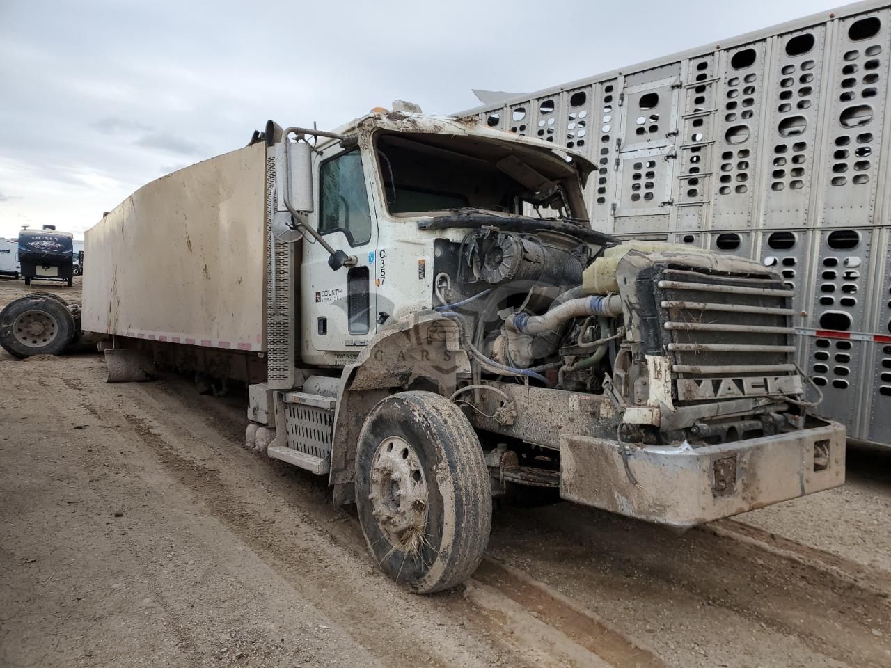 Mack 500 GU500 8.9L 6 2014