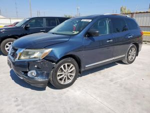 Nissan Pathfinder S 3.5L 6 2014