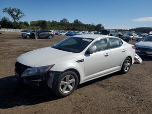 Kia Optima LX 2.4L 4 2015