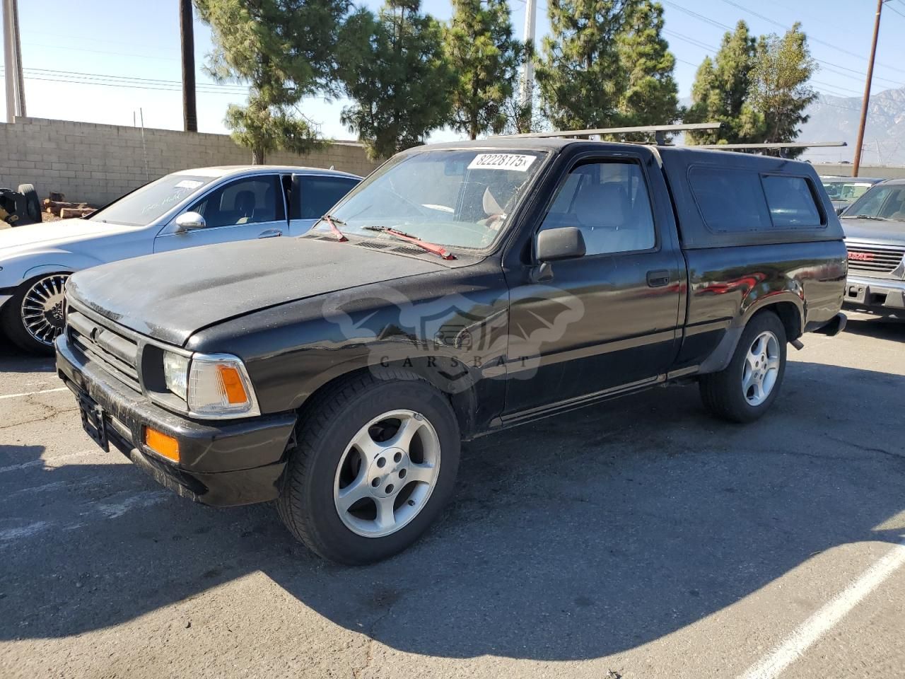 Toyota Hilux 1/2 TON SHORT WHEELBASE 2.4L 4 1991