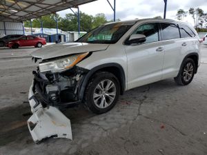 Toyota Highlander XLE 3.5L 6 2014