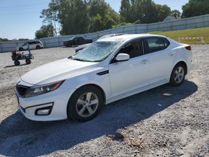 Kia Optima LX 2.4L 4 2015