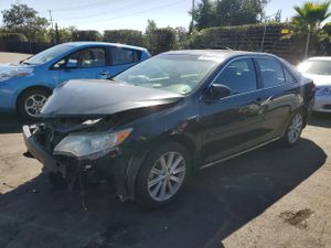 Toyota Camry HYBRID 2.5L 4 2012