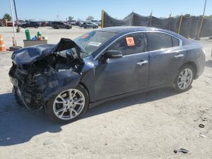 Nissan Maxima S 3.5L 6 2013