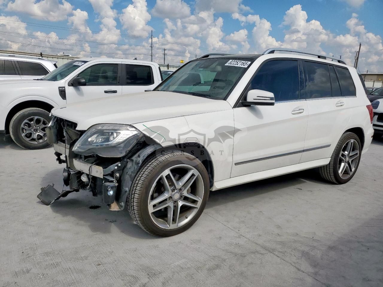 Mercedes-Benz GLK 350 3.5L 6 2015