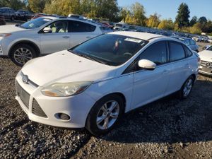 Ford Focus SE 2.0L 4 2014